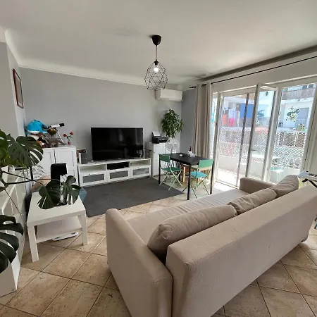 Juan Les Pins, Beautiful Renewed Apartment Antibes